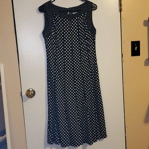 Sz 8 Polkadot Black& White Dress